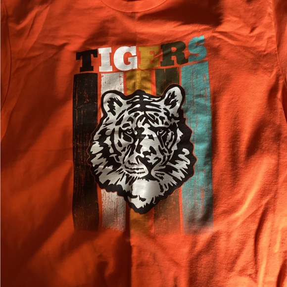 5 t shirt bundle - Picture 2 of 9